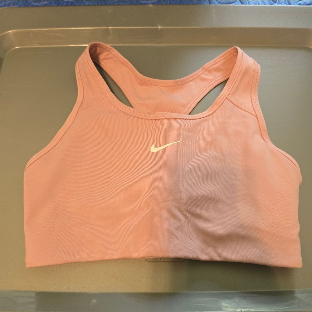 Nike Swoosh Dri-FIT sports bra Size Small Pink